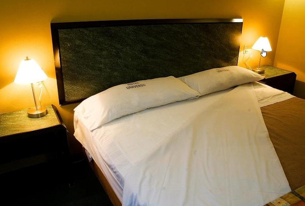 Hotel Universo Guadalajara Buitenkant foto