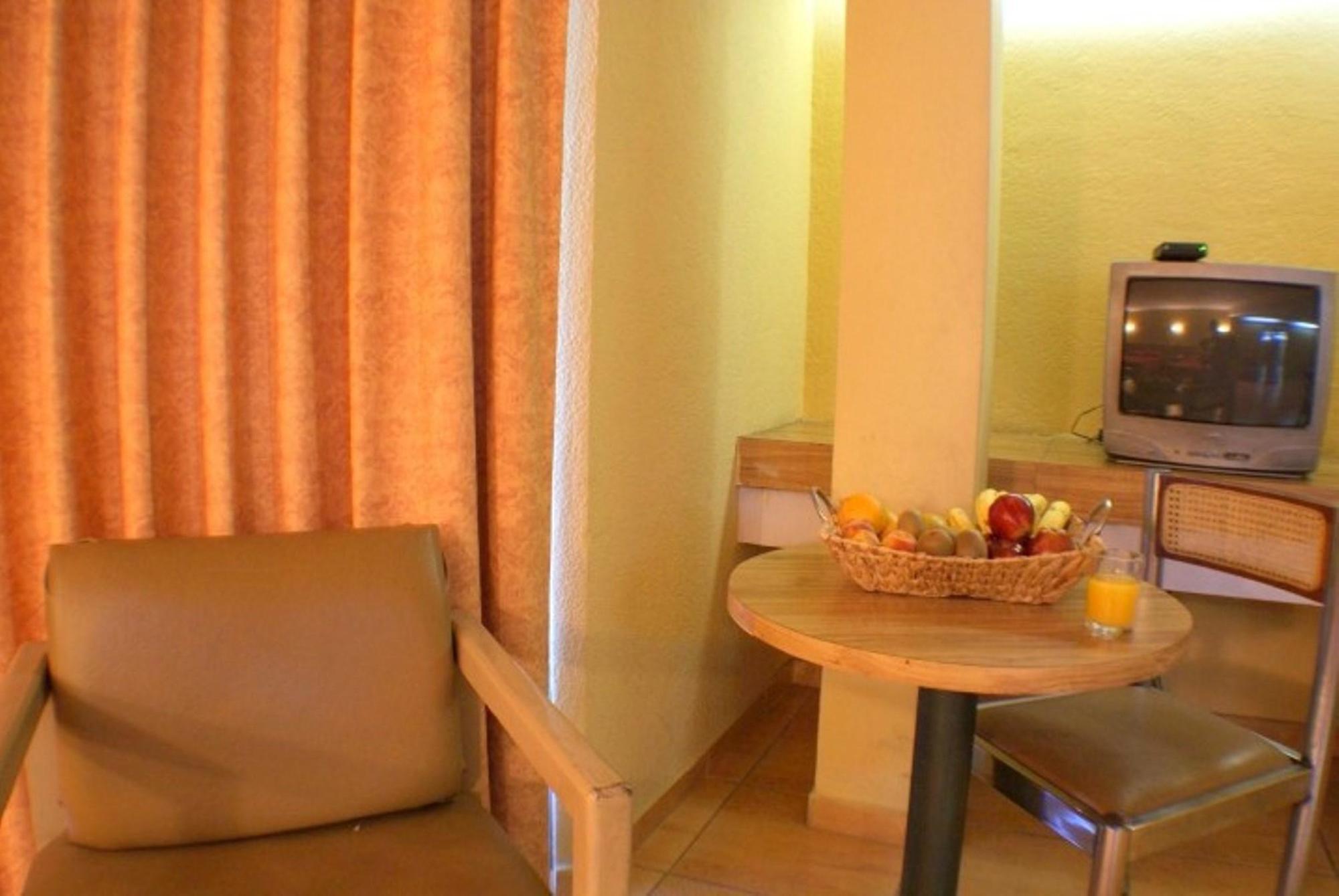 Hotel Universo Guadalajara Buitenkant foto