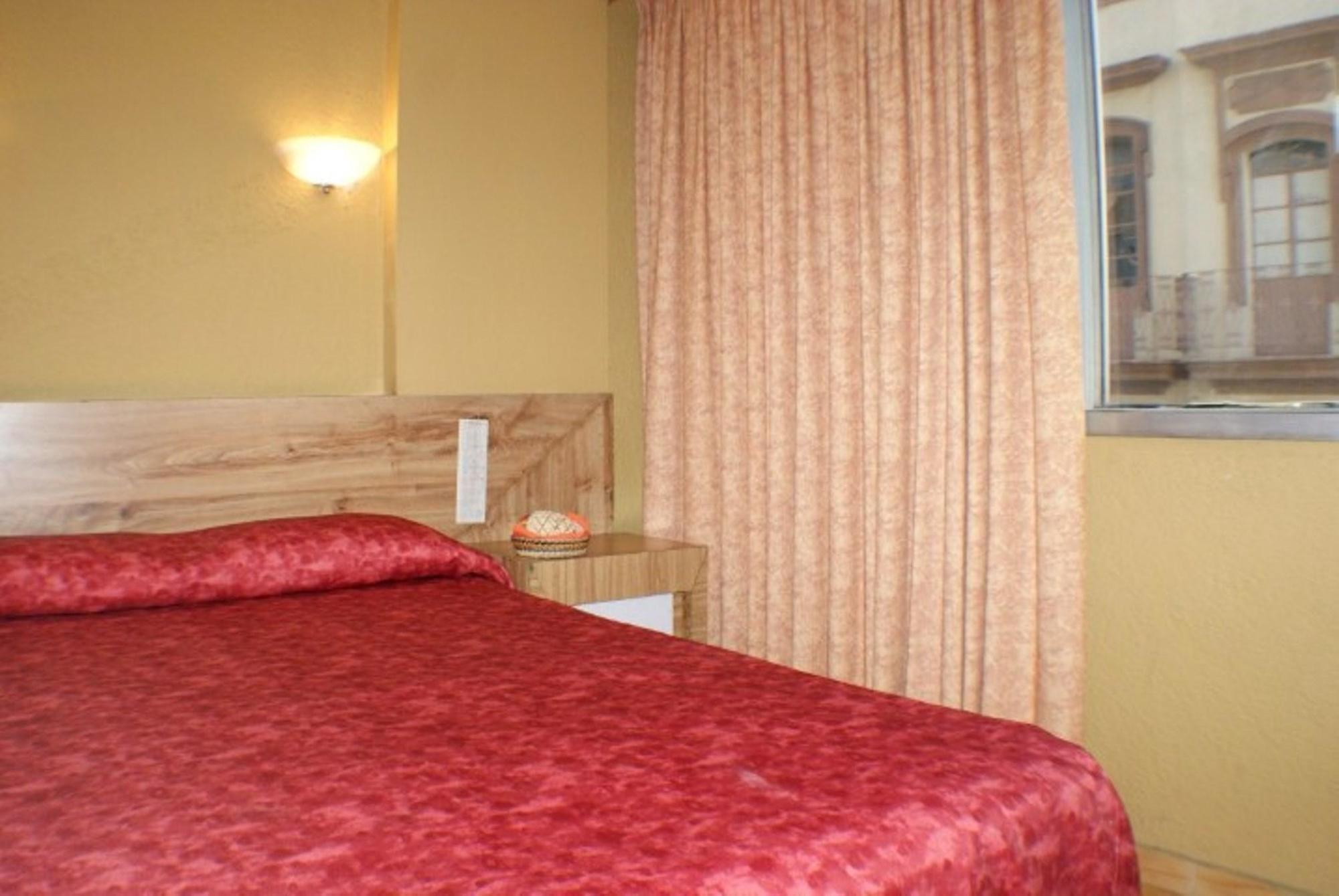 Hotel Universo Guadalajara Buitenkant foto