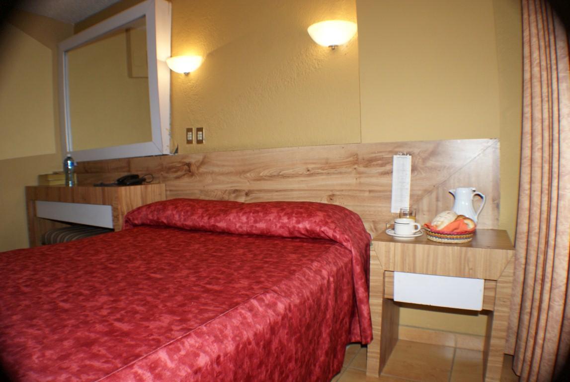 Hotel Universo Guadalajara Buitenkant foto