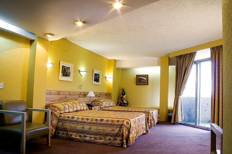 Hotel Universo Guadalajara Buitenkant foto